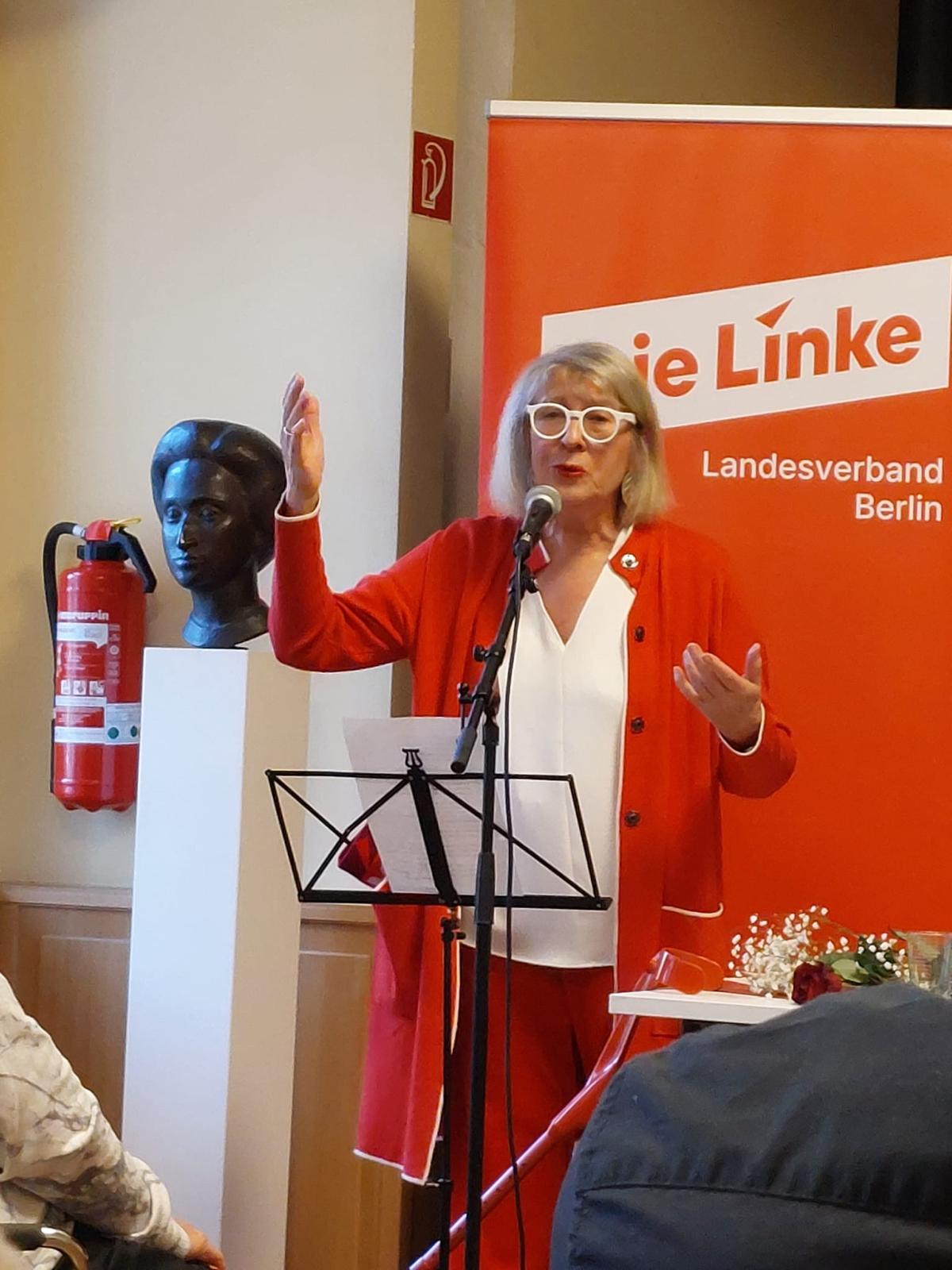 LESUNG MIT LIVE-MUSIK